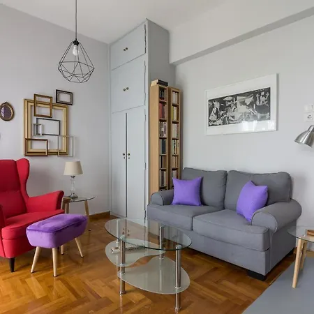 Apartment Colorful & Bright In Athens